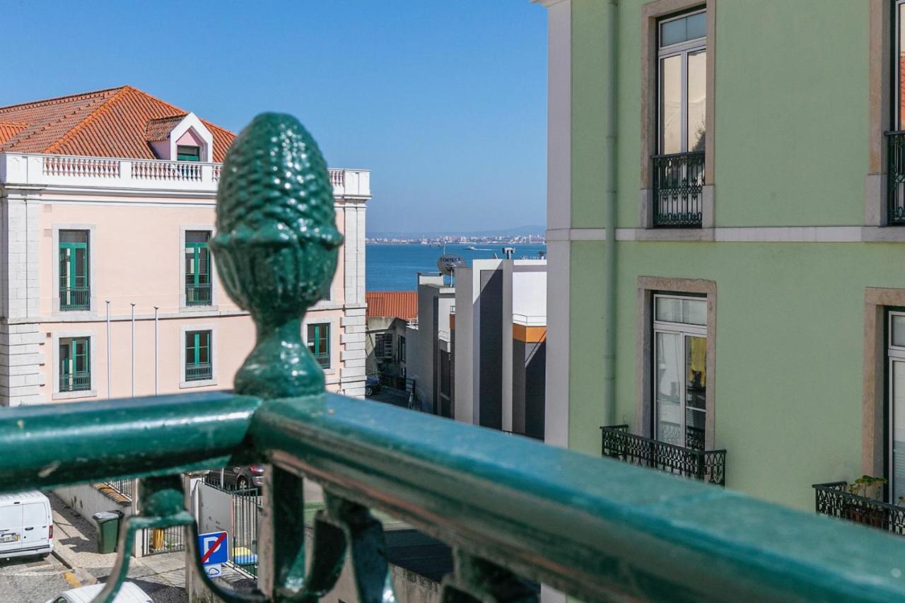 Apartment Moderno Em Bairro Tipico Lisboeta Lissabon